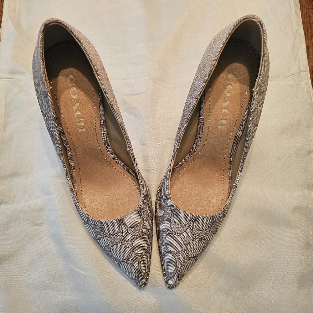 Coach Stone Waverly Pumps